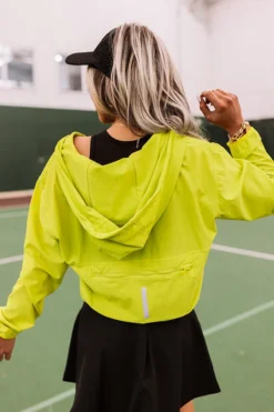 Best Shot Packable Windbreaker -Jacket and Coats Shop 2303137086000 2023032710420700 b153883cbest shot packable windbreaker