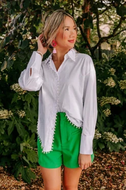 Luxe Debut Embellished Button Up In White 9 Luxe Debut Embellished Button Up In White -Jacket and Coats Shop 2306099595000 2023061916422000 288e735dkiwi express sample 5